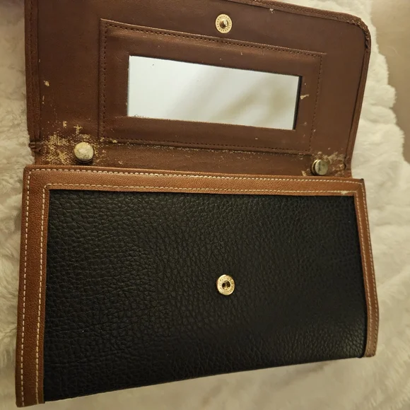 Dooney & Bourke Vintage Classic Black Tan Genuine Pebbled AWL Wallet - Picture 4 of 8